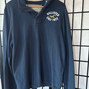 Hollister Men's Dark Blue Pullover